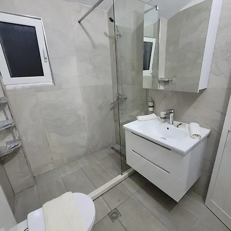 Chalet Mollanji Tirana